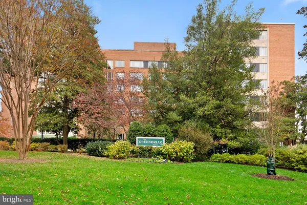 $3,100 | 4301 Massachusetts Avenue Northwest, Unit 7002, Washington, DC 20016
