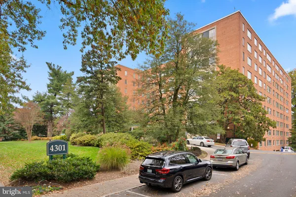 $3,100 | 4301 Massachusetts Avenue Northwest, Unit 7002, Washington, DC 20016
