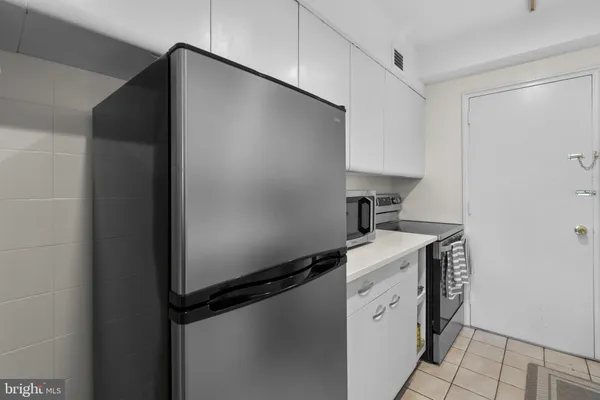 $3,100 | 4301 Massachusetts Avenue Northwest, Unit 7002, Washington, DC 20016