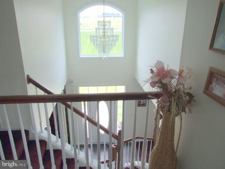 235 Graves Road Oxford, PA 19363 - Photo 10 of 25 Foyer