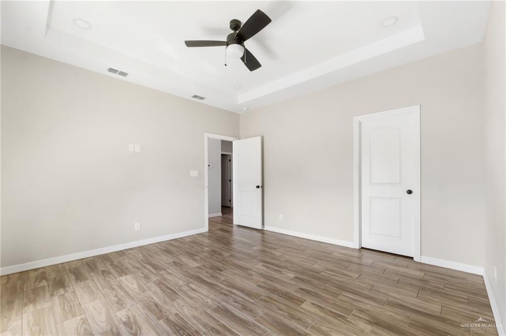 437 5th Street La Joya, TX 78560 - Photo 4 of 9 a view of an empty room