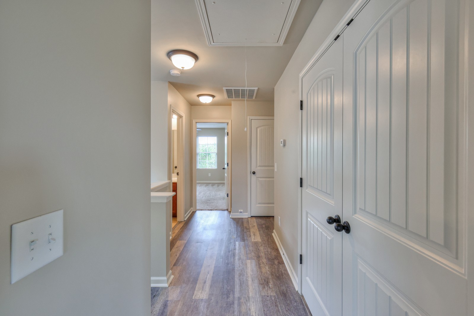 911 Brigade Loop Murfreesboro, TN 37128 - Photo 19 of 29 a view of a hallway with wooden floor