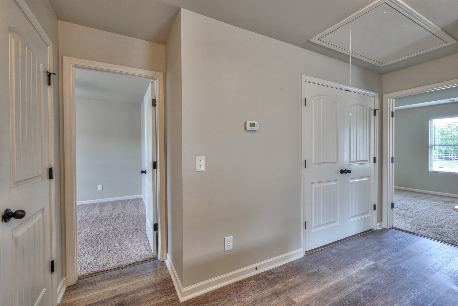 911 Brigade Loop Murfreesboro, TN 37128 - Photo 24 of 29 a view of a bathroom with mirror