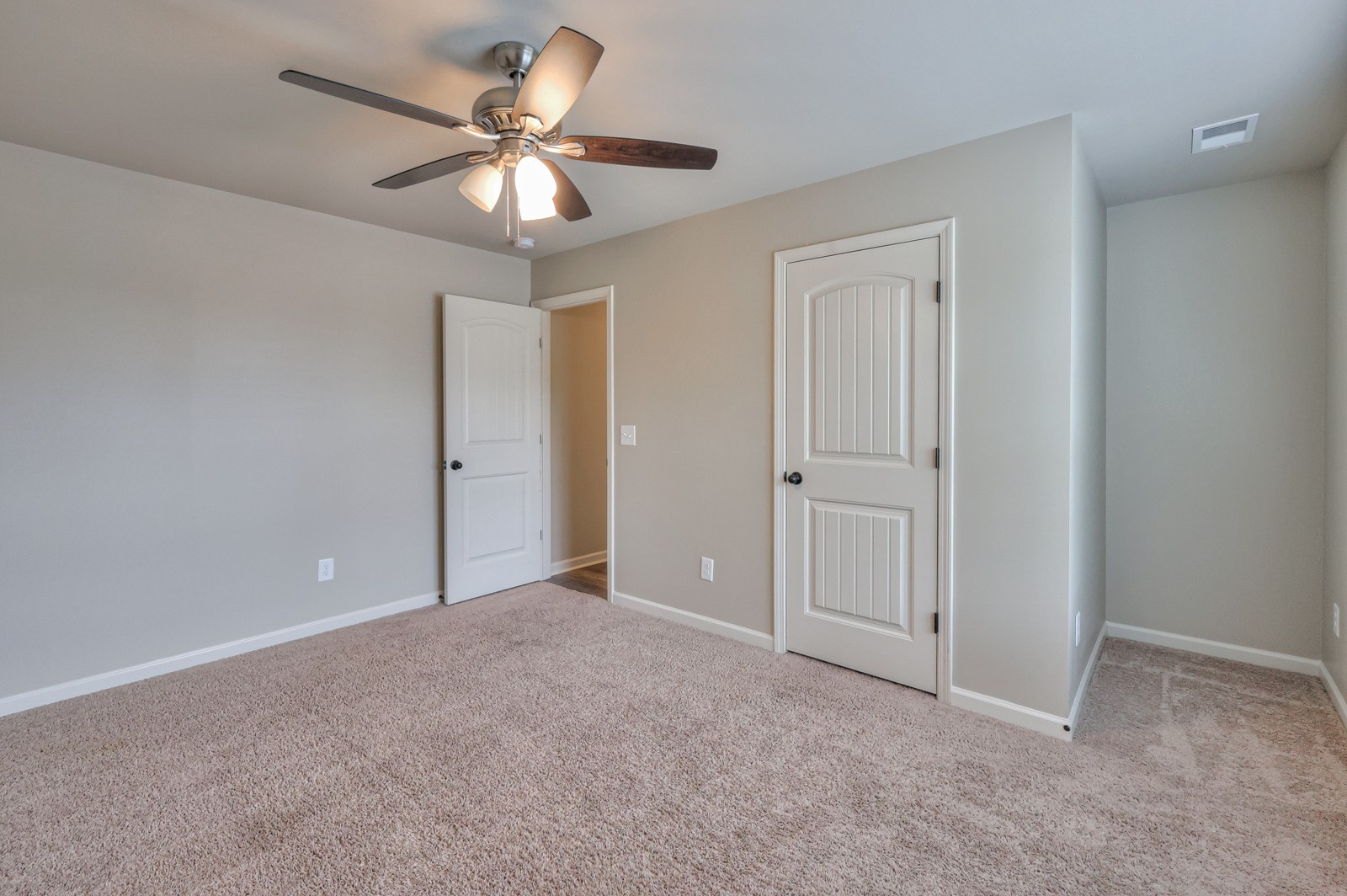911 Brigade Loop Murfreesboro, TN 37128 - Photo 26 of 29 a view of an empty room