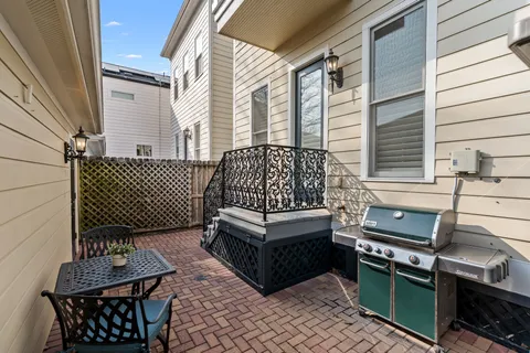 $750,000 | 316 Aurora Street, Houston, TX 77008