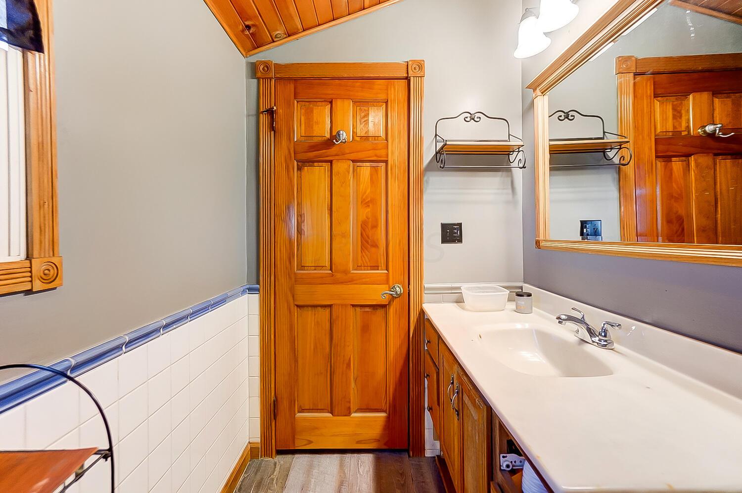 8583 Hudson Road Orient, OH 43146 - Photo 16 of 45 50044346-021
