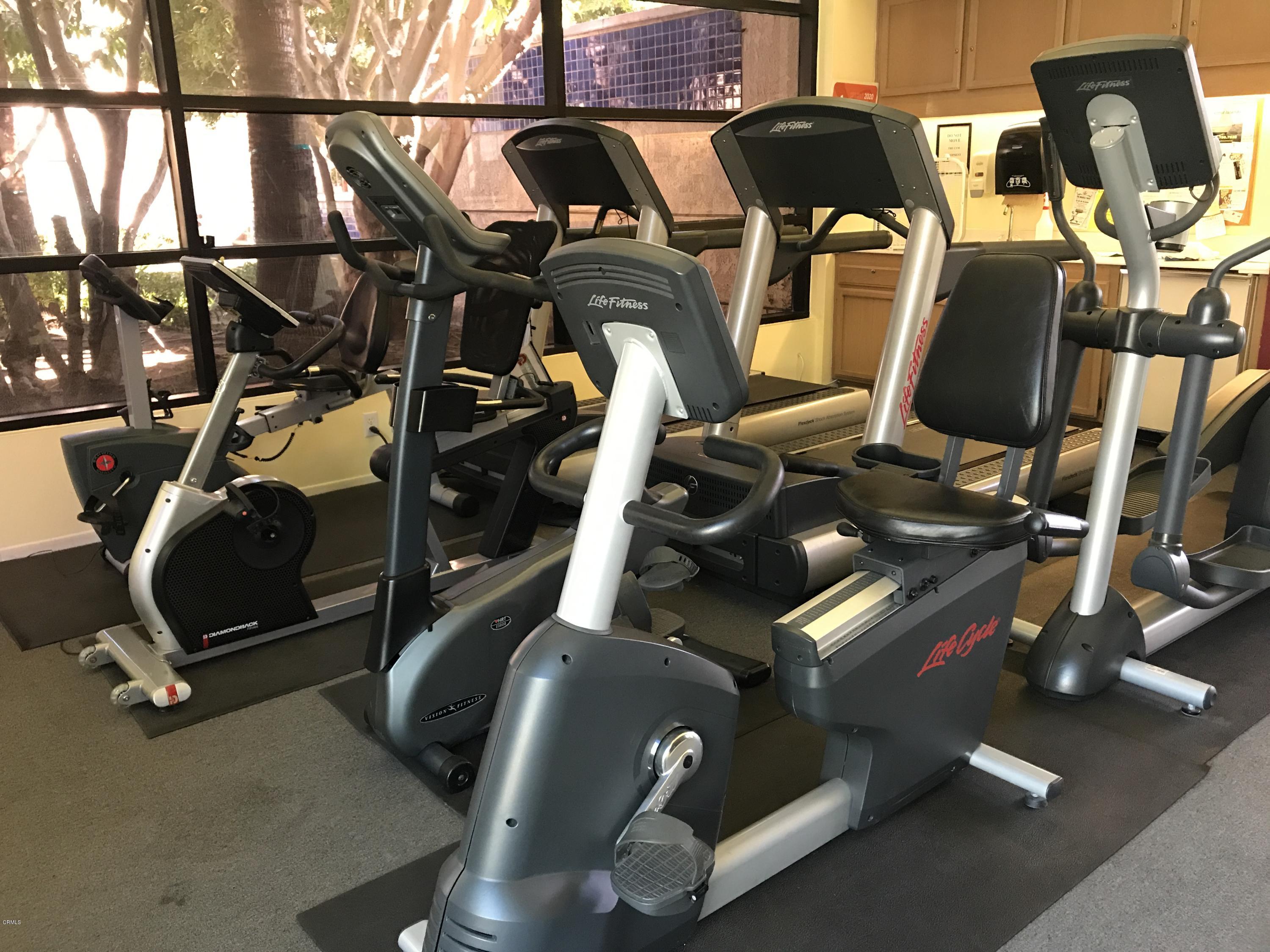 1984 San Tropez Circle Oxnard, CA 93035 - Photo 73 of 75 IMG_4924