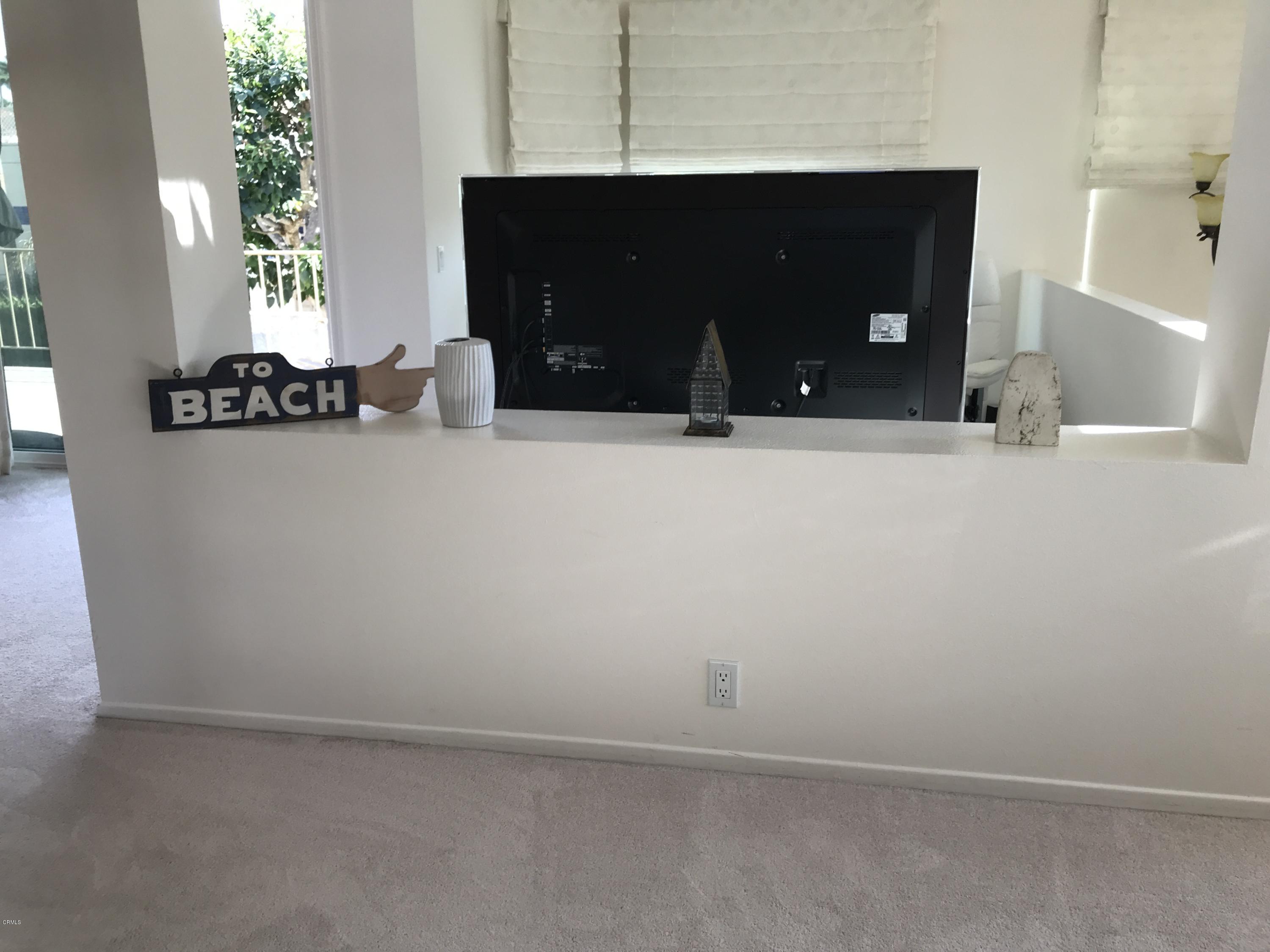 1984 San Tropez Circle Oxnard, CA 93035 - Photo 10 of 75 IMG_6653