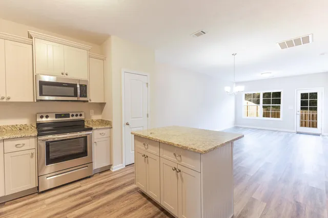 $219,900 | 334 Bordeaux Drive, Thomson, GA 30824