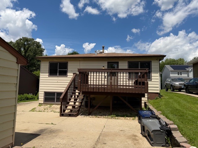 907 Houston Avenue Elgin, IL 60120 - Photo 5 of 18