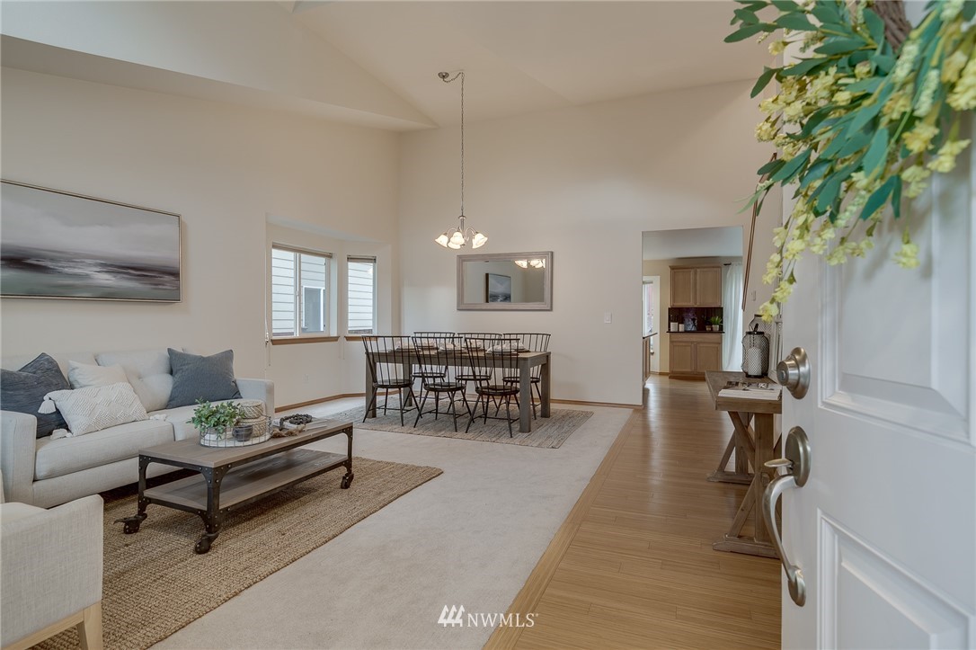 6126 Southeast 2nd Lane Renton, WA 98059 - Photo 3 of 29 Gallery Image 3