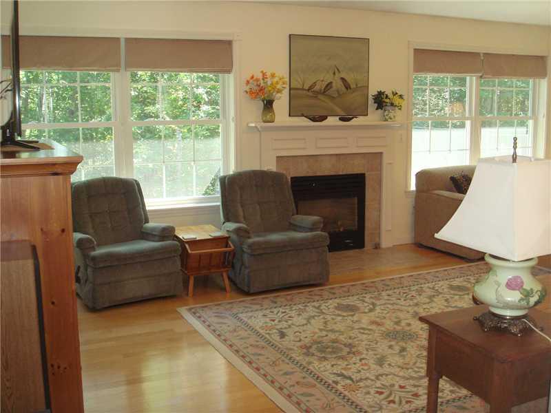 73 Stagecoach Road Stockton Springs, ME 04981 - Photo 4 of 33 Living Room.