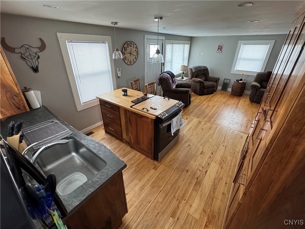 9646 River Road Marcy, NY 13403 - Photo 2 of 8