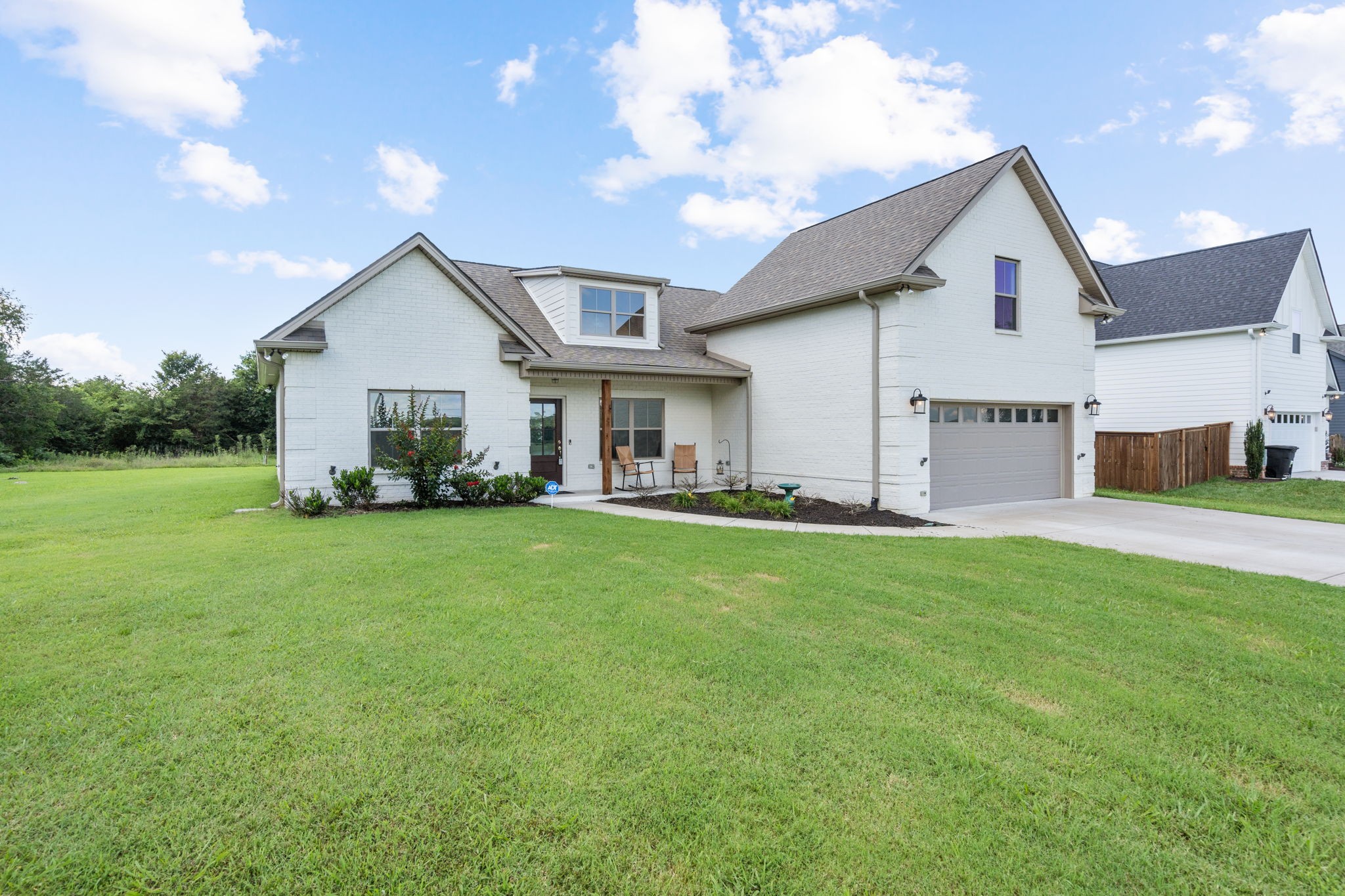 6580 Murfreesboro Road Lebanon, TN 37090 - Photo 2 of 33 a view of a house with a back yard