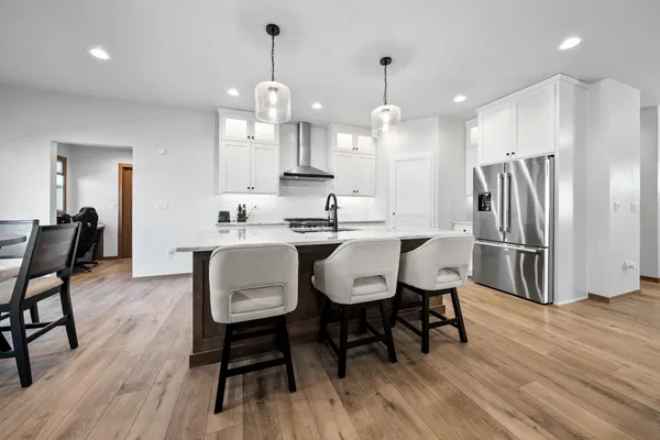 $619,900 | 1104 Bay Mist Drive, Green Bay, WI 54311