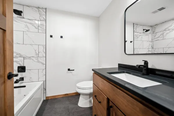 $619,900 | 1104 Bay Mist Drive, Green Bay, WI 54311