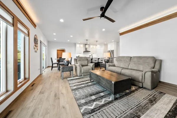 $619,900 | 1104 Bay Mist Drive, Green Bay, WI 54311