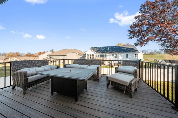 $619,900 | 1104 Bay Mist Drive, Green Bay, WI 54311