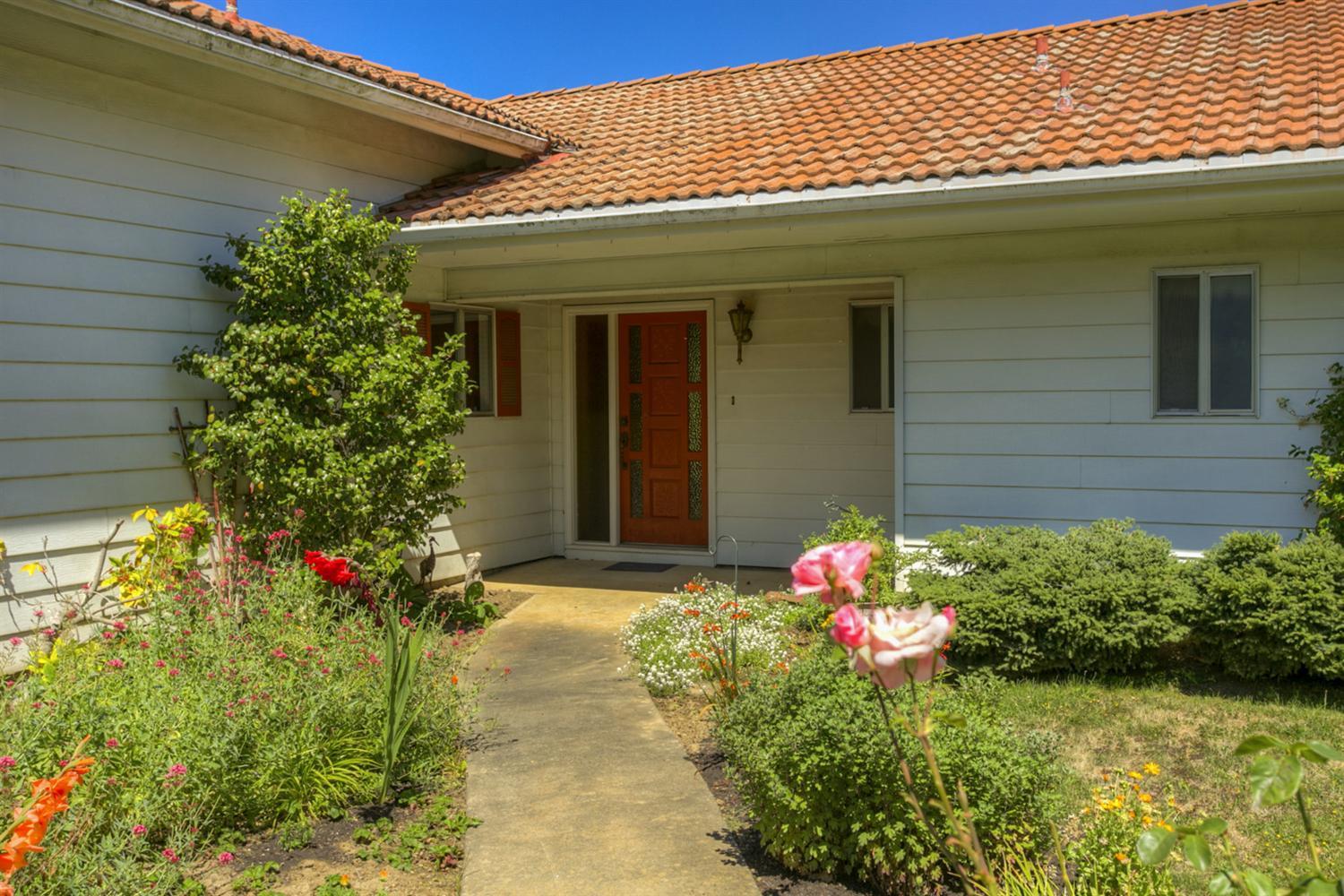 7700 Rapp Lane Talent, OR 97540 - Photo 4 of 35 Additional Photo