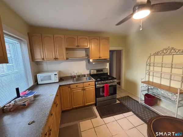 $60,000 | 566 Wilmot Avenue, Bridgeport, CT 06607