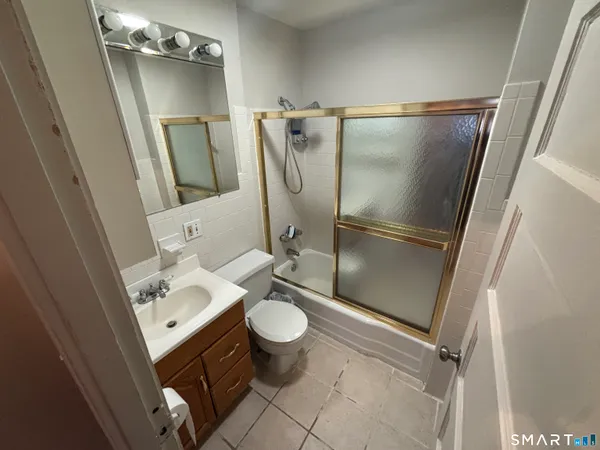 $60,000 | 566 Wilmot Avenue, Bridgeport, CT 06607
