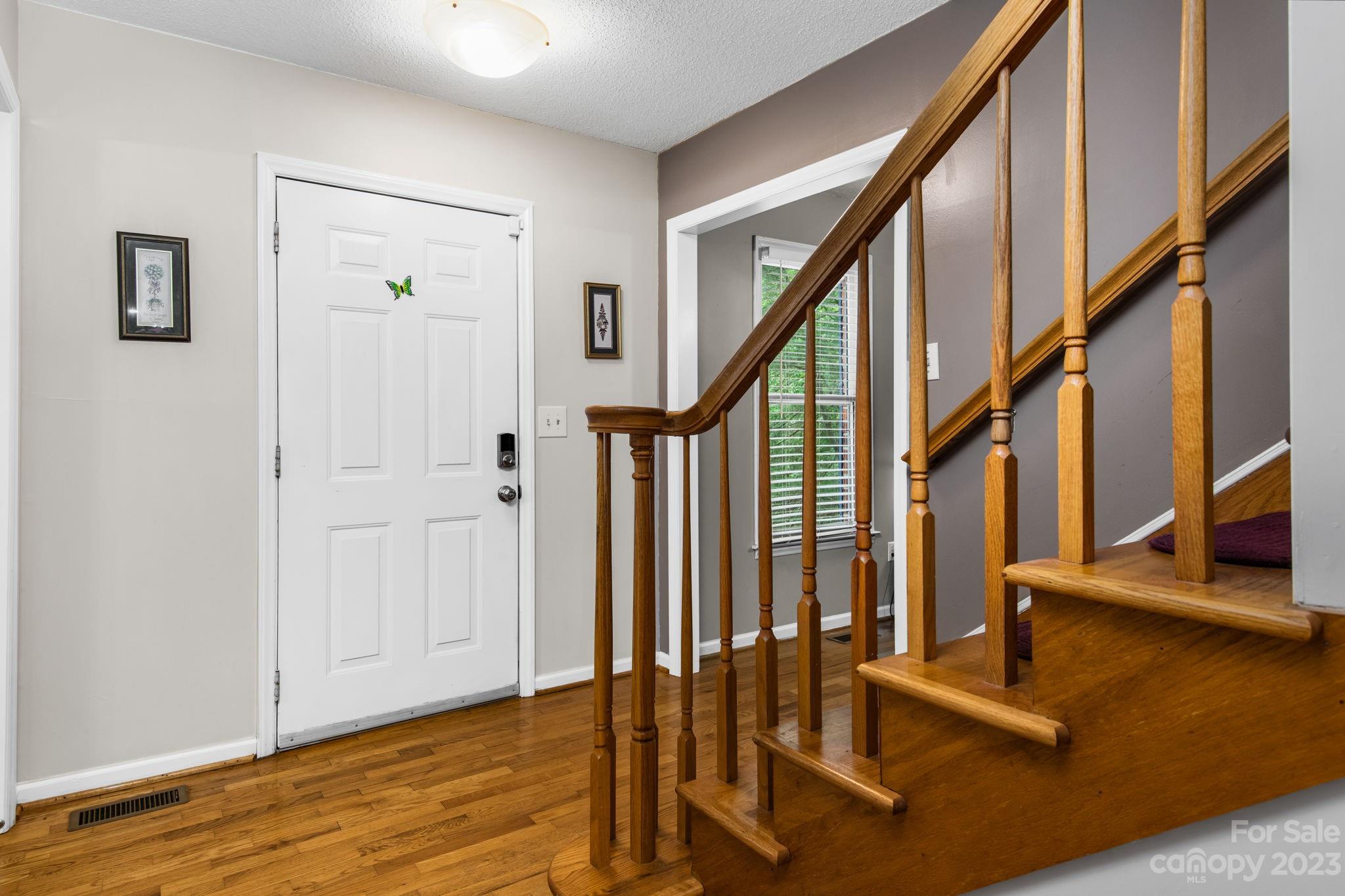 211 Fox Ridge Lane Hickory, NC 28601 - Photo 6 of 48 Gallery Image 6