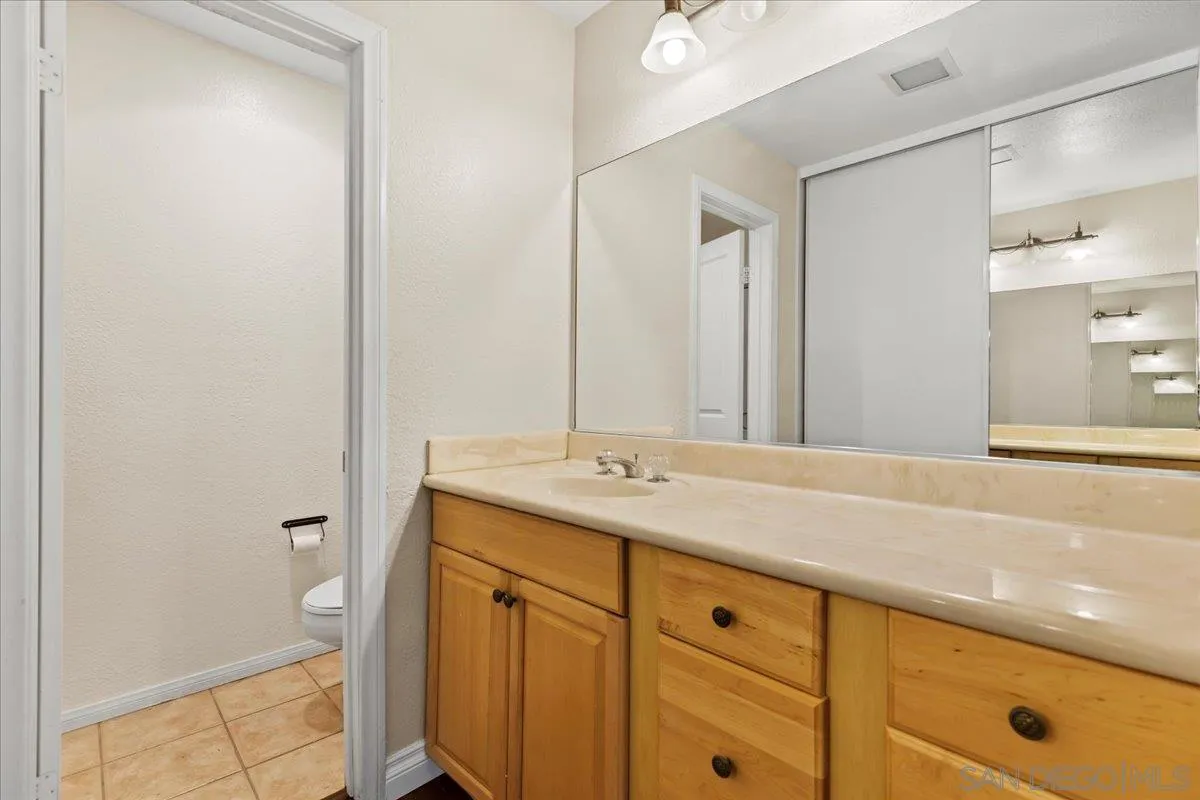 2950 Broadway, Unit 16 San Diego, CA 92102 - Photo 23 of 34