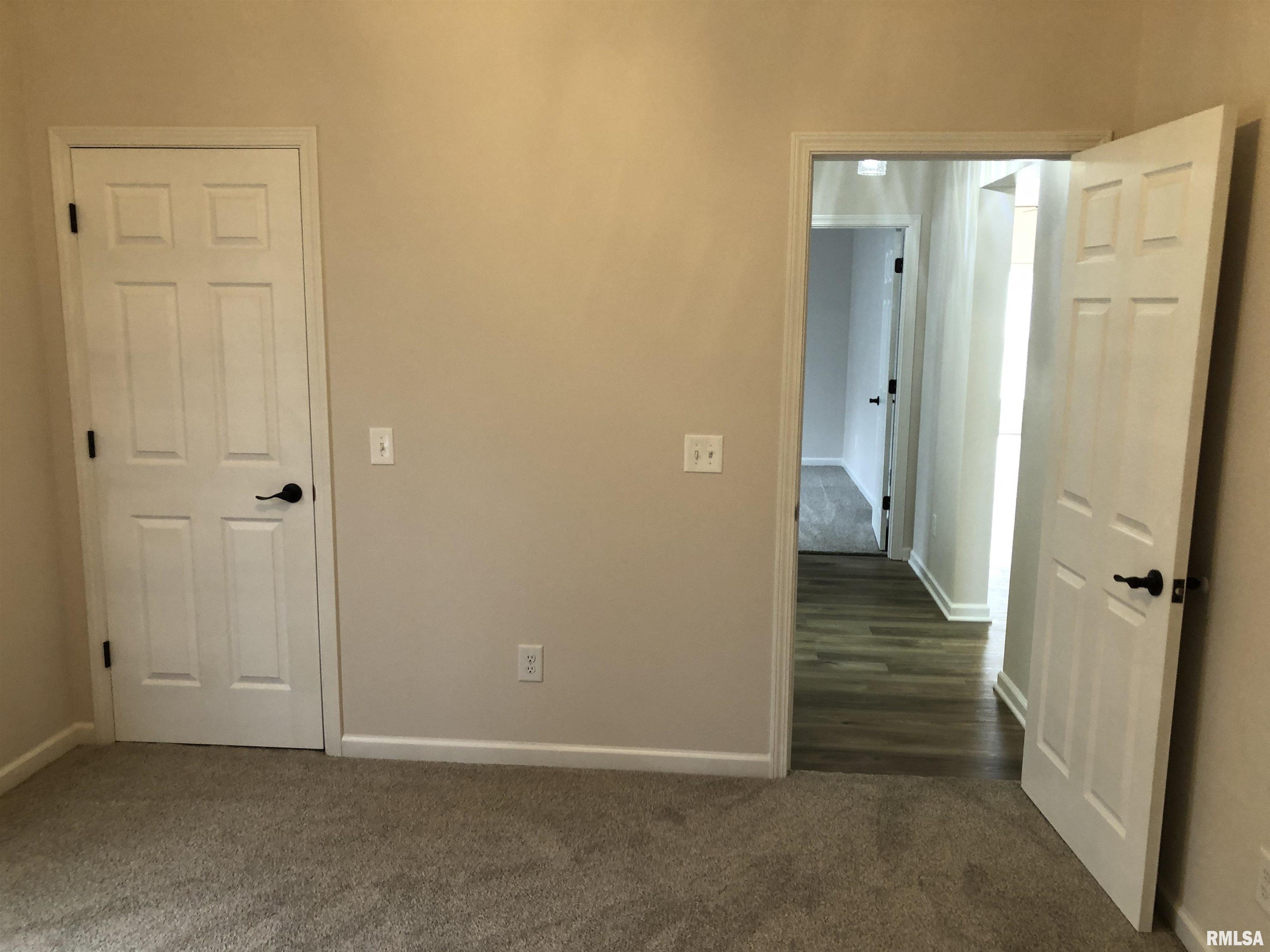 538 South Main Street Flora, IL 62839 - Photo 11 of 28 Gallery Image 11