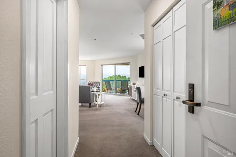 $299,000 | 100 Thorndale Drive, Unit 353, San Rafael, CA 94903