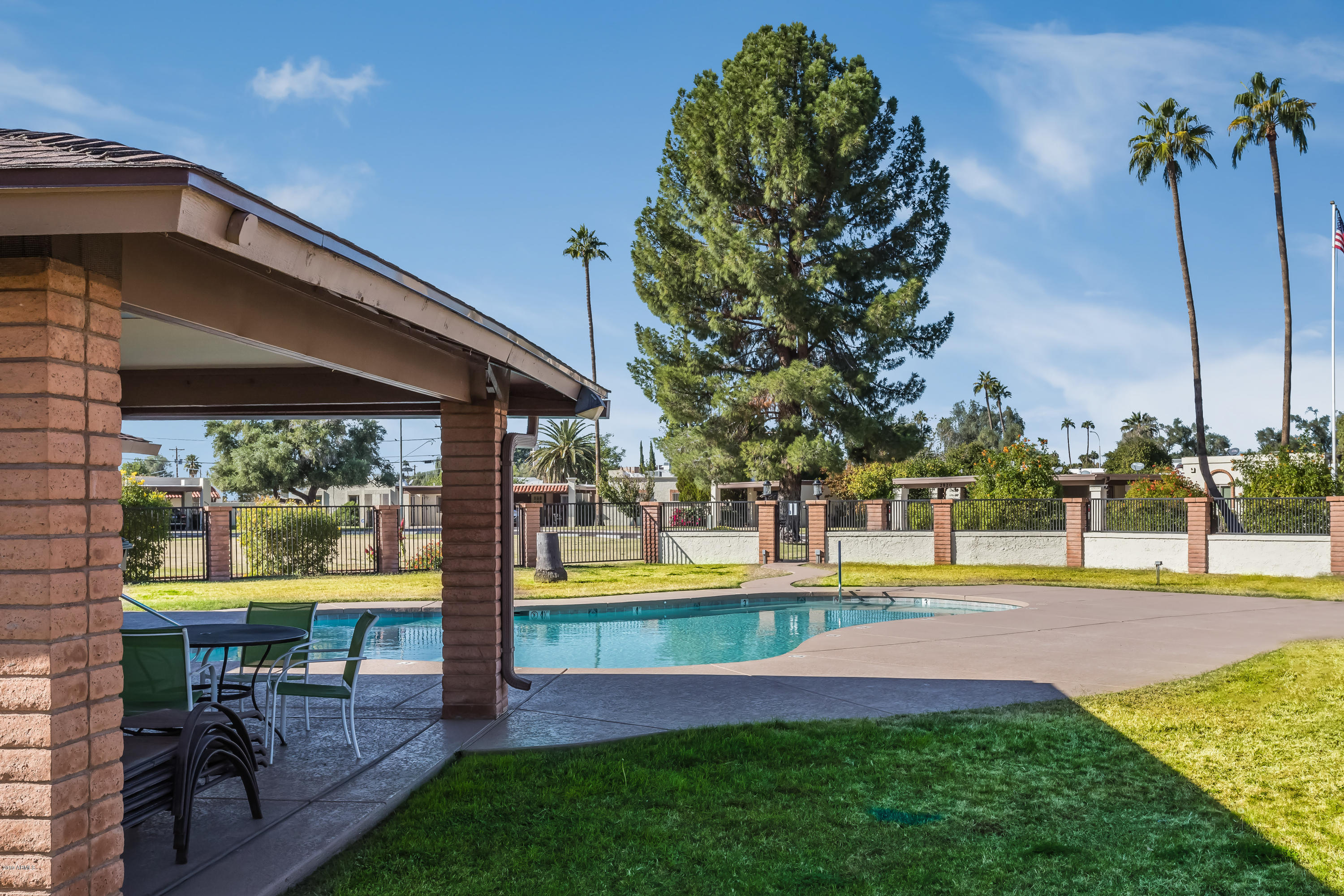 2922 West Lamar Road Phoenix, AZ 85017 - Photo 23 of 23 2922 W Lamar pool