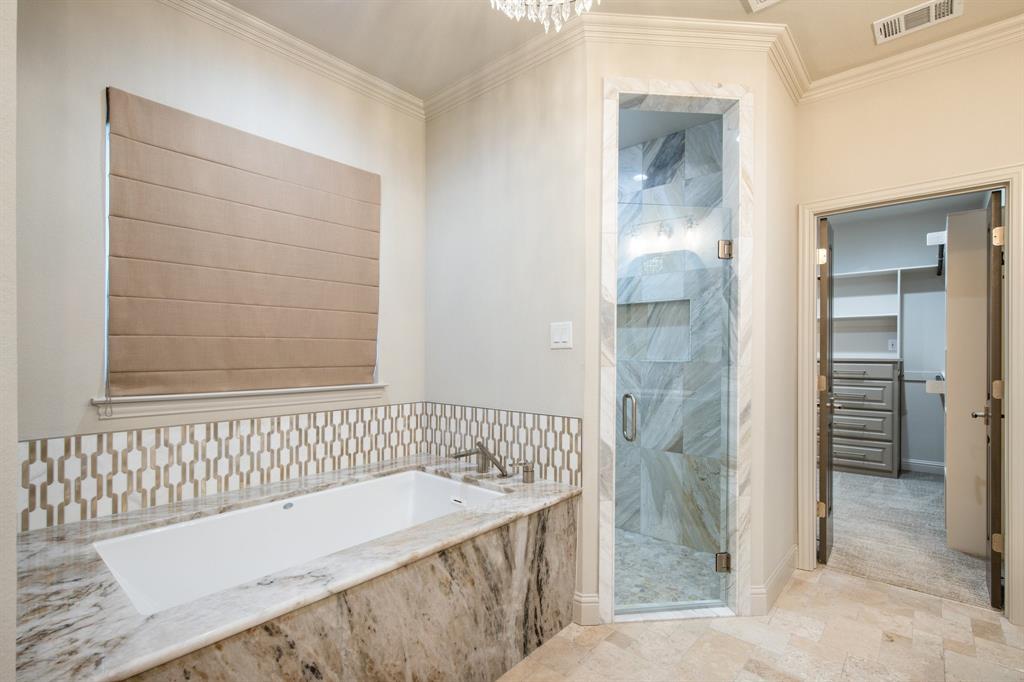 470 Forreston Road Waxahachie, TX 75165 - Photo 35 of 38 Full bathroom with crown molding, visible vents, and a marble finish shower