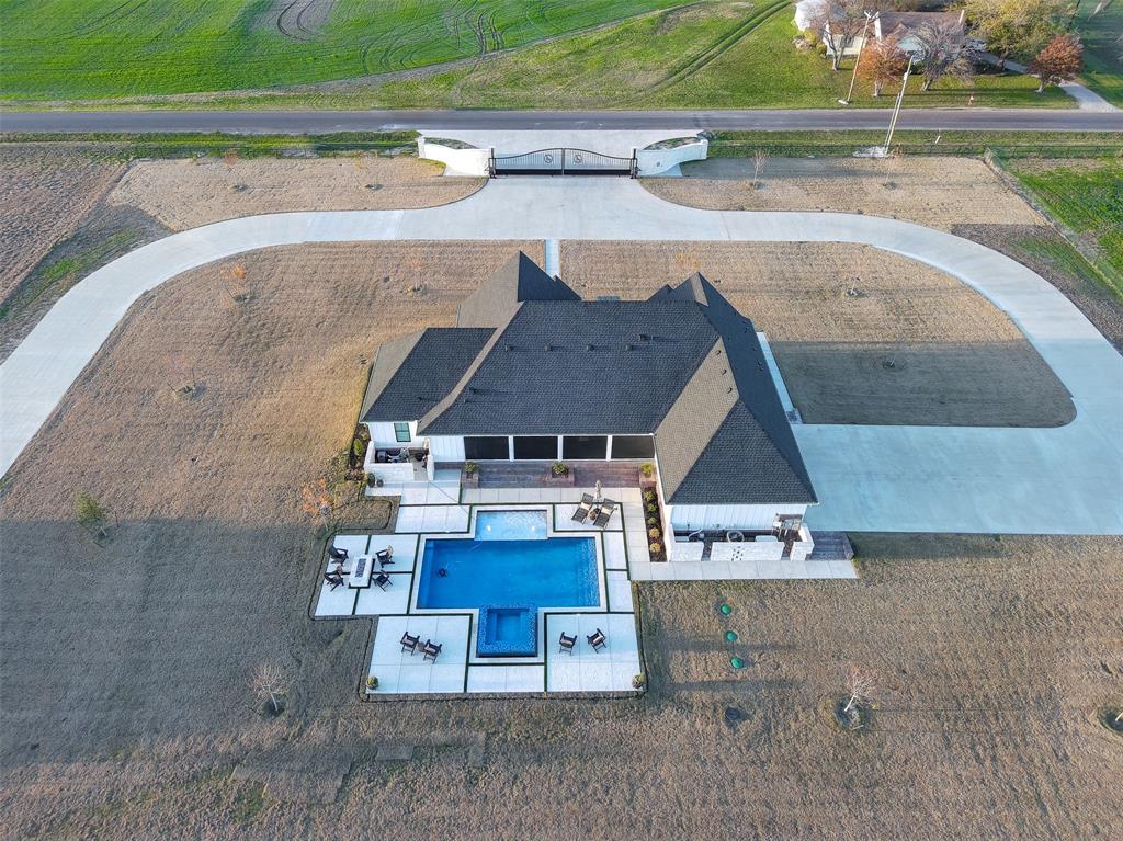 470 Forreston Road Waxahachie, TX 75165 - Photo 4 of 38 Drone / aerial view
