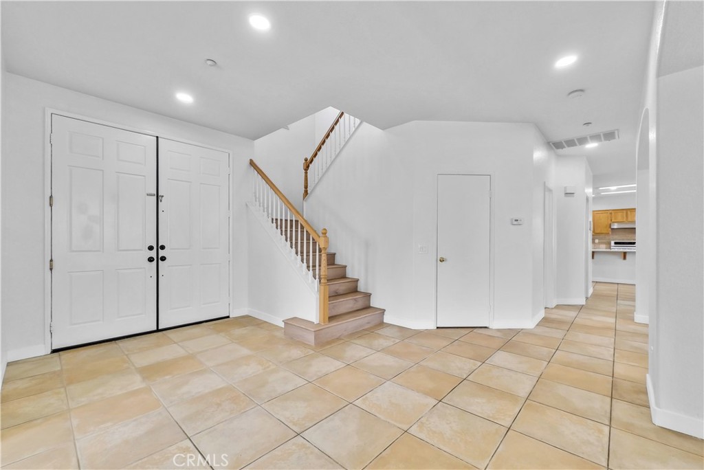 19177 Mission Grove Riverside, CA 92508 - Photo 4 of 33
