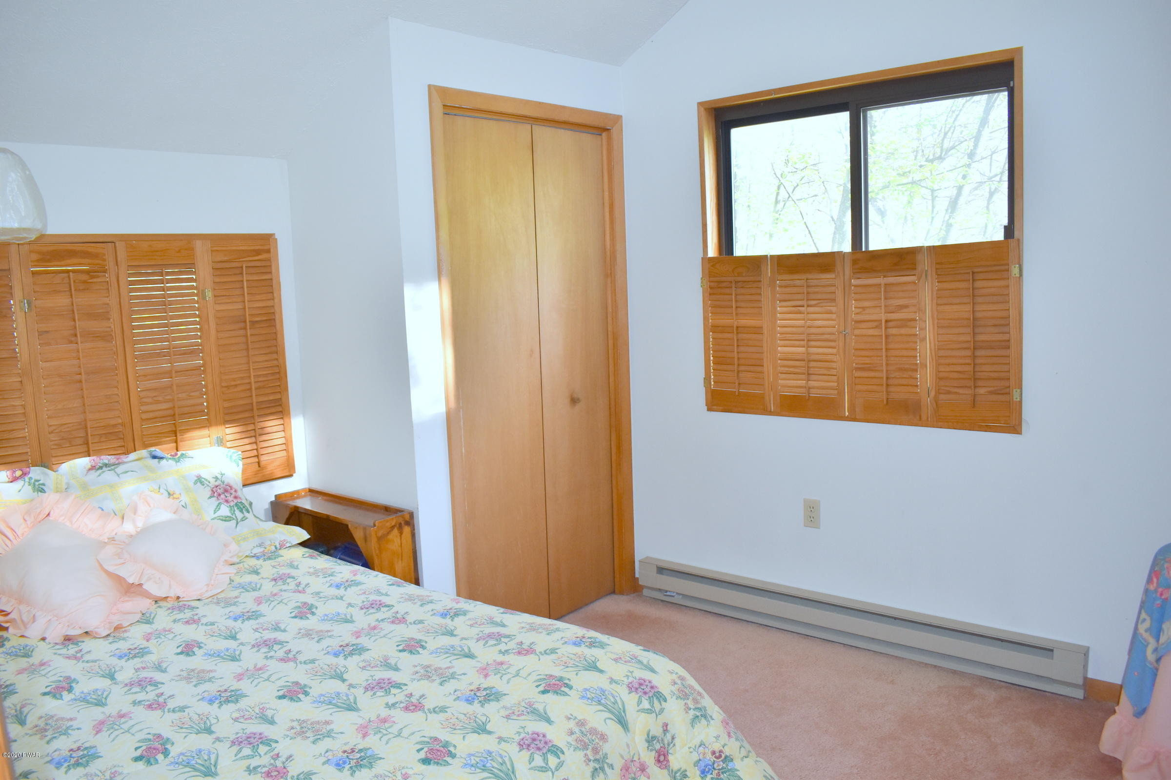 103 Inverness Court Milford, PA 18337 - Photo 11 of 23 DSC_0116