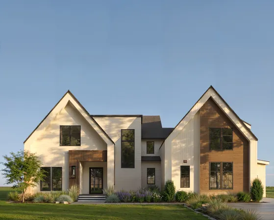 a view of house and yard