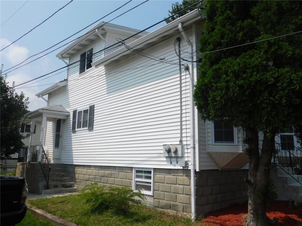 1005 West Shore Road Warwick, RI 02889 - Photo 12 of 17