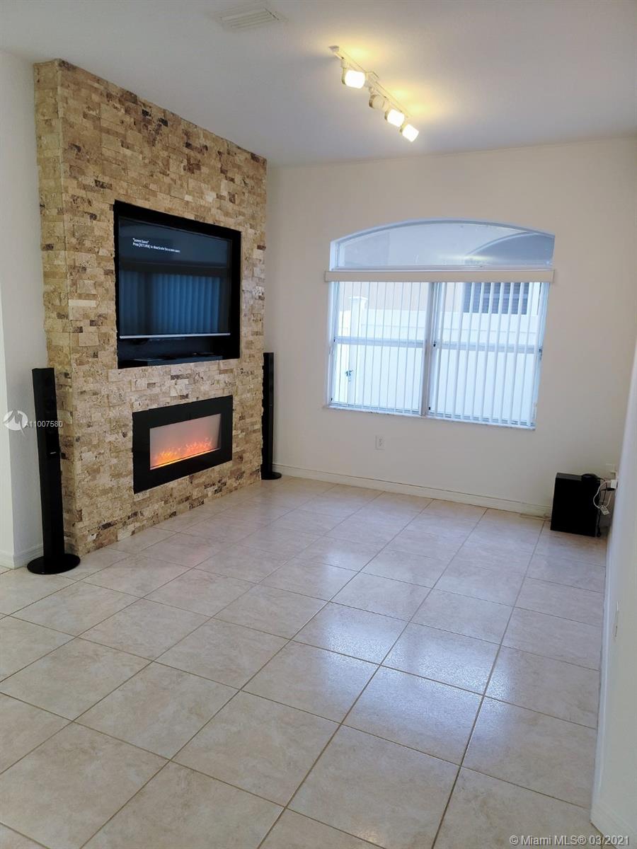 2121 Northeast 37th Terrace Homestead, FL 33033 - Photo 16 of 47