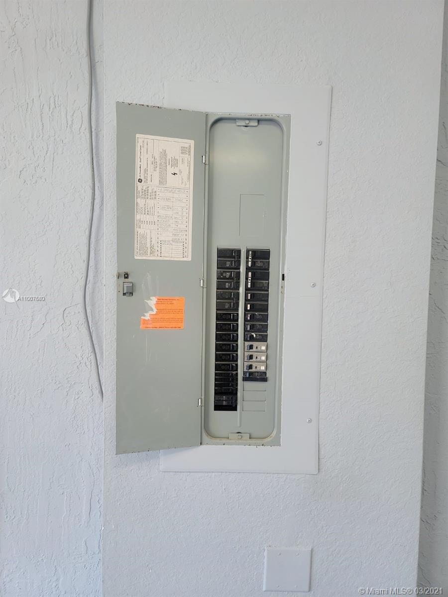 2121 Northeast 37th Terrace Homestead, FL 33033 - Photo 28 of 47