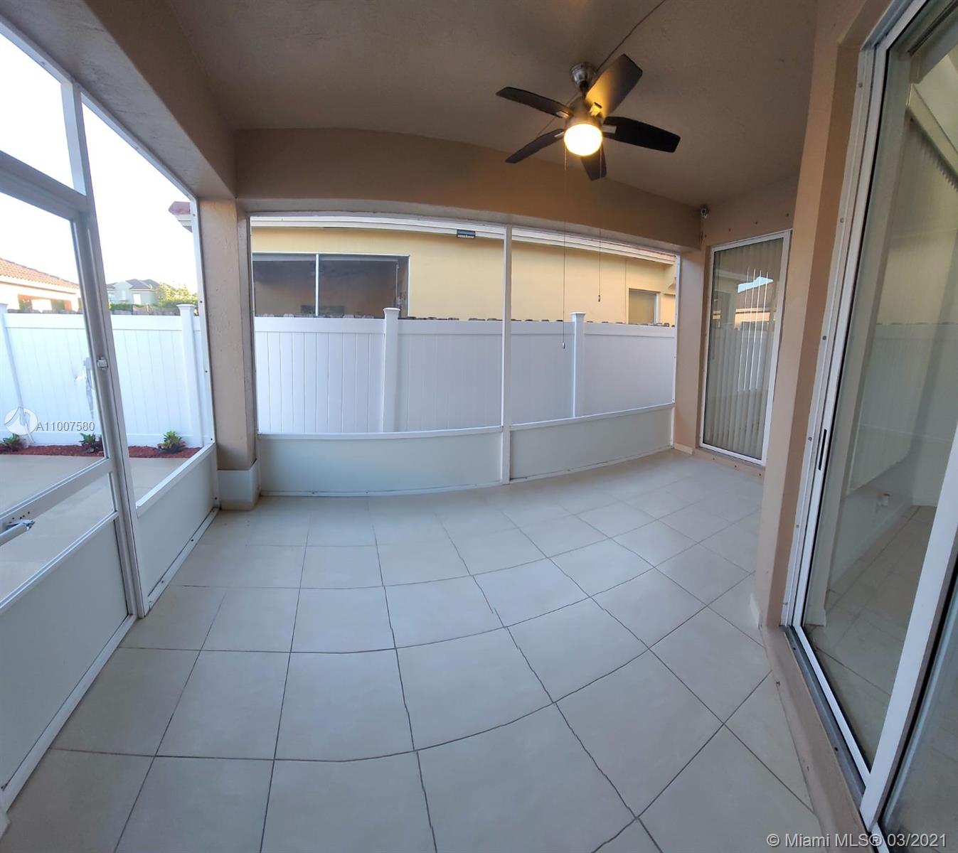 2121 Northeast 37th Terrace Homestead, FL 33033 - Photo 4 of 47