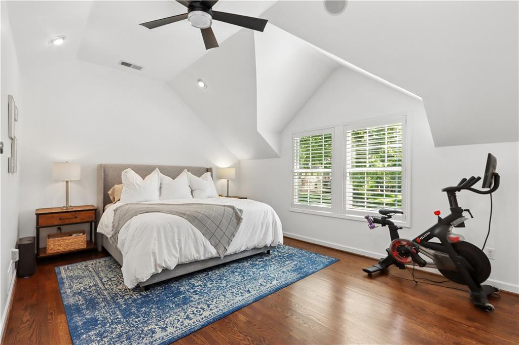 6920 Edgevale Road Kansas City, MO 64113 - Photo 20 of 36