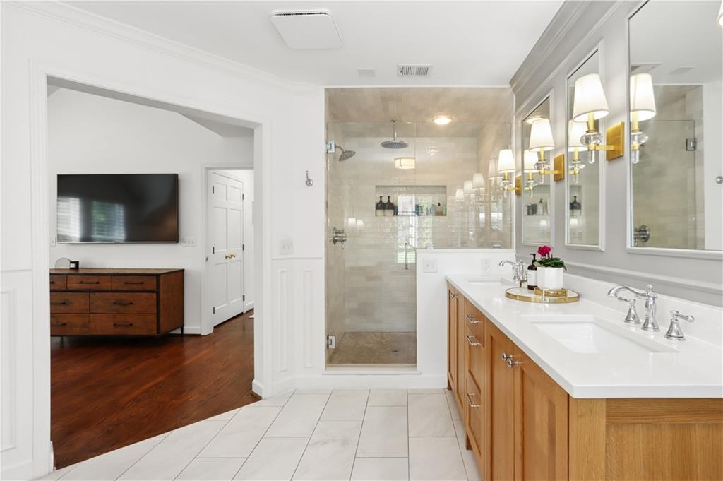 6920 Edgevale Road Kansas City, MO 64113 - Photo 23 of 36