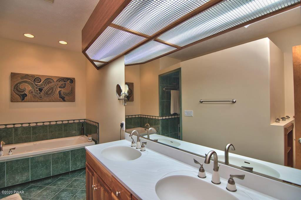 513 Rocky Run Road Hawley, PA 18428 - Photo 55 of 88 Master Bath