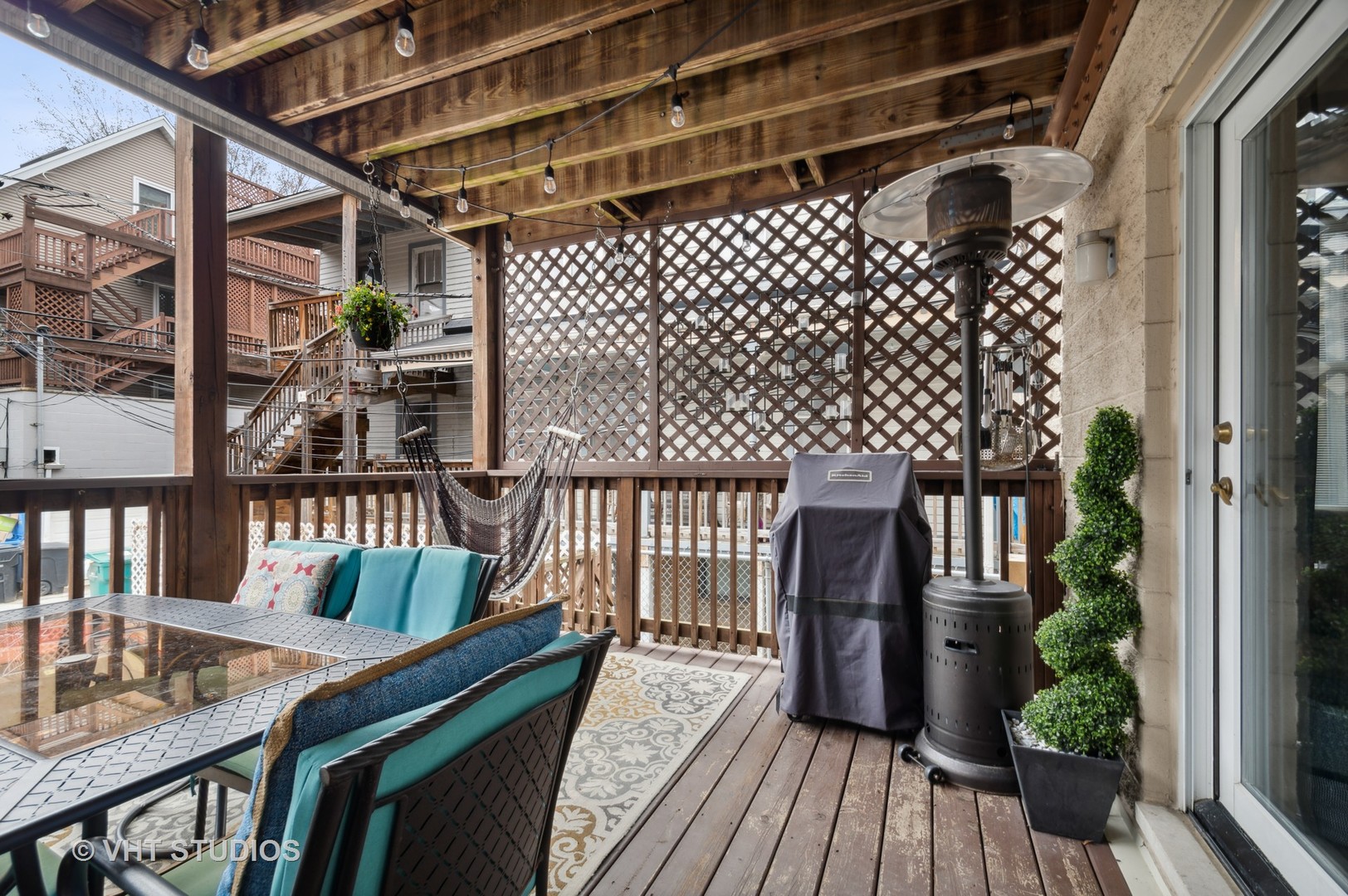 3124 North Seminary Avenue, Unit 1 Chicago, IL 60657 - Photo 21 of 25 a balcony with wooden floor