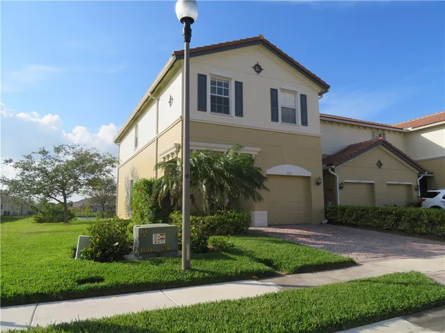 $369,000 | 1073 Cheval Drive, Vero Beach, FL 32960