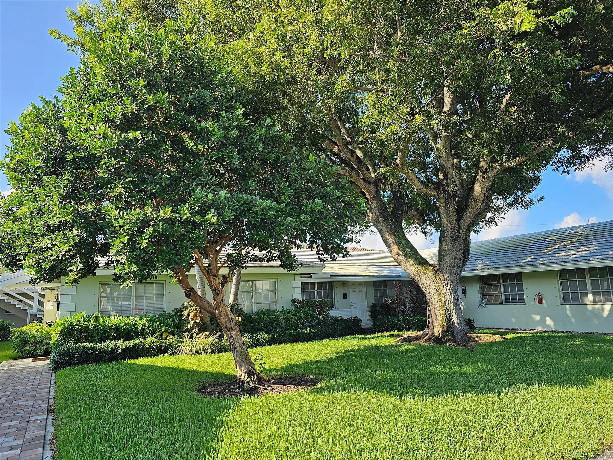 2120 Northeast 41st Street, Unit D Lighthouse Point, FL 33064 - Photo 1 of 22 Photo 1