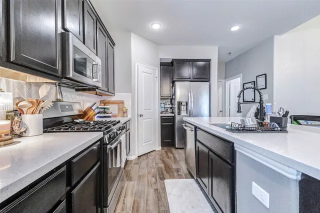 $2,650 | 3210 Montclair Orchard Trace, Spring, TX 77386