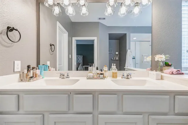 $2,650 | 3210 Montclair Orchard Trace, Spring, TX 77386