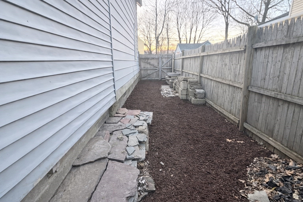 23 Stillman Street Framingham, MA 01702 - Photo 34 of 35