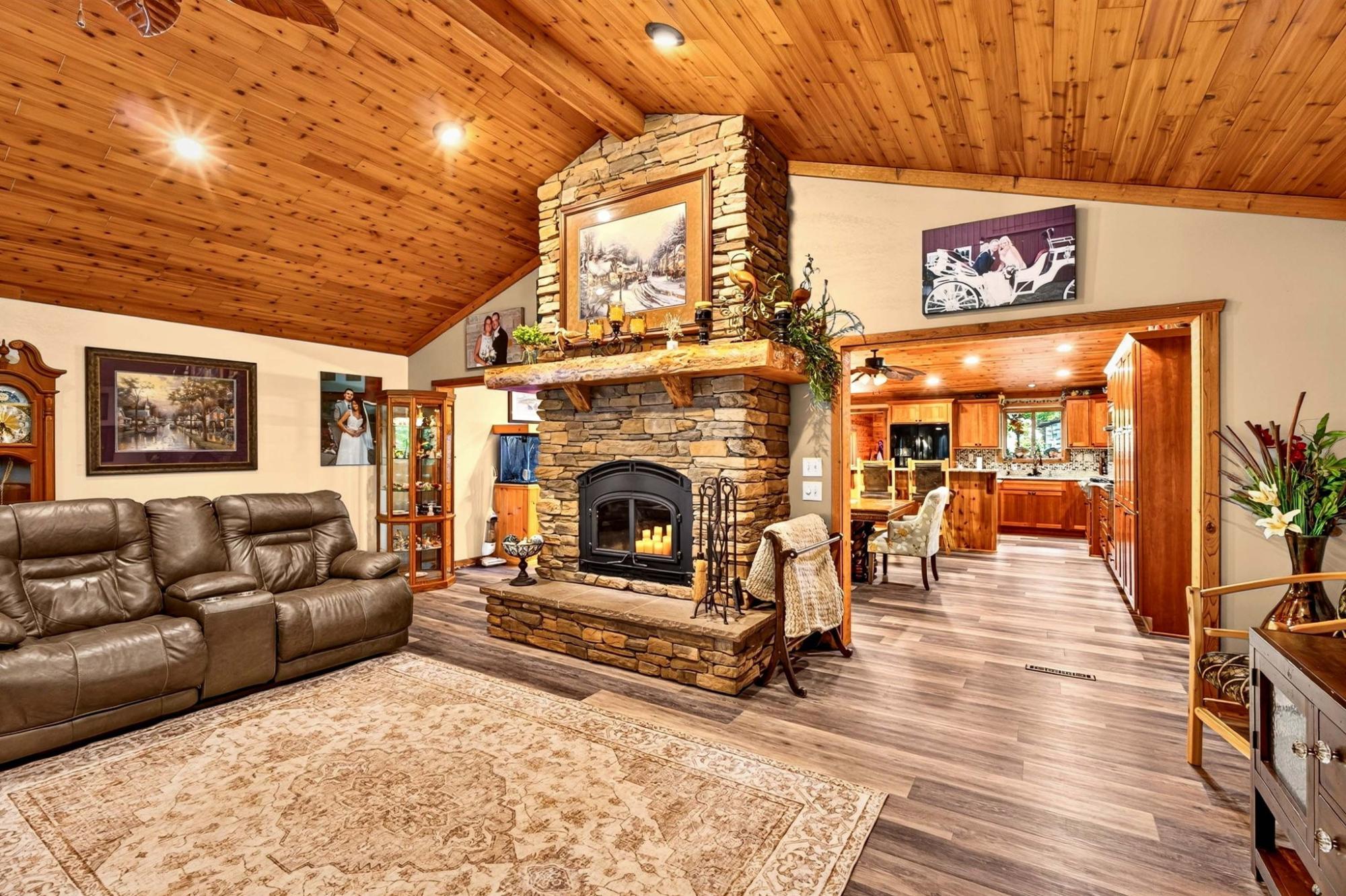 2990 Oak Ridge Lane Phelps, WI 54554 - Photo 10 of 33 Gallery Image 10