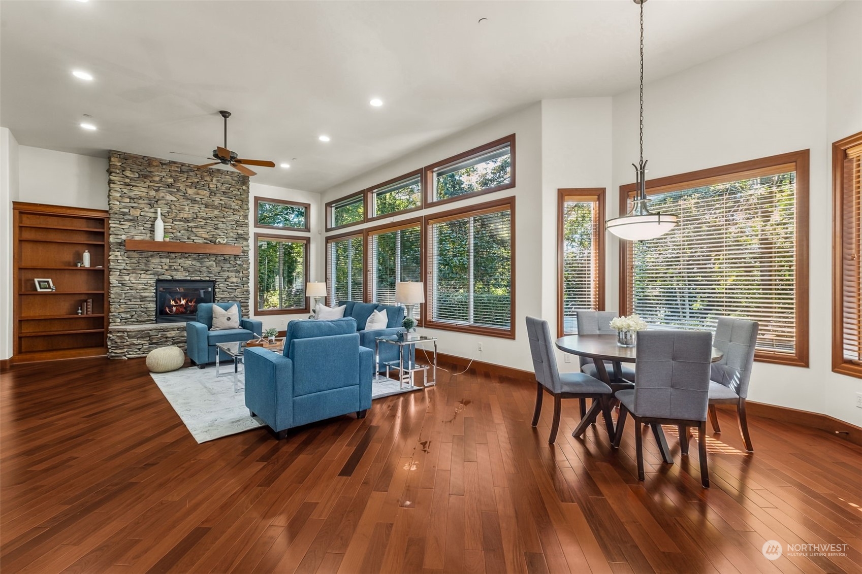 22836 Peter Grubb Road Southeast Renton, WA 98058 - Photo 12 of 35 Gallery Image 12